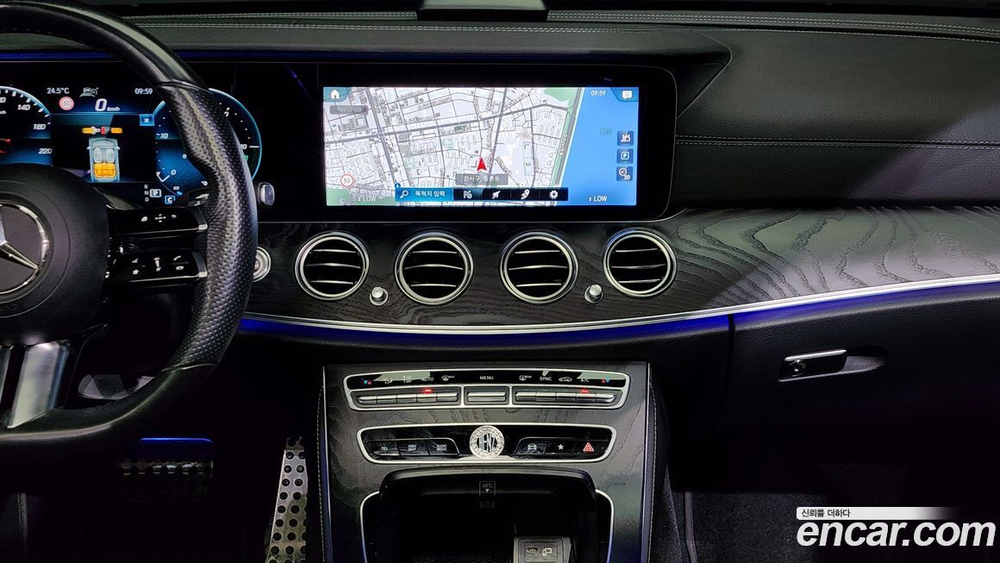 Mercedes-Benz E-Class W213 E220d 4MATIC AMG Line (12.2020)