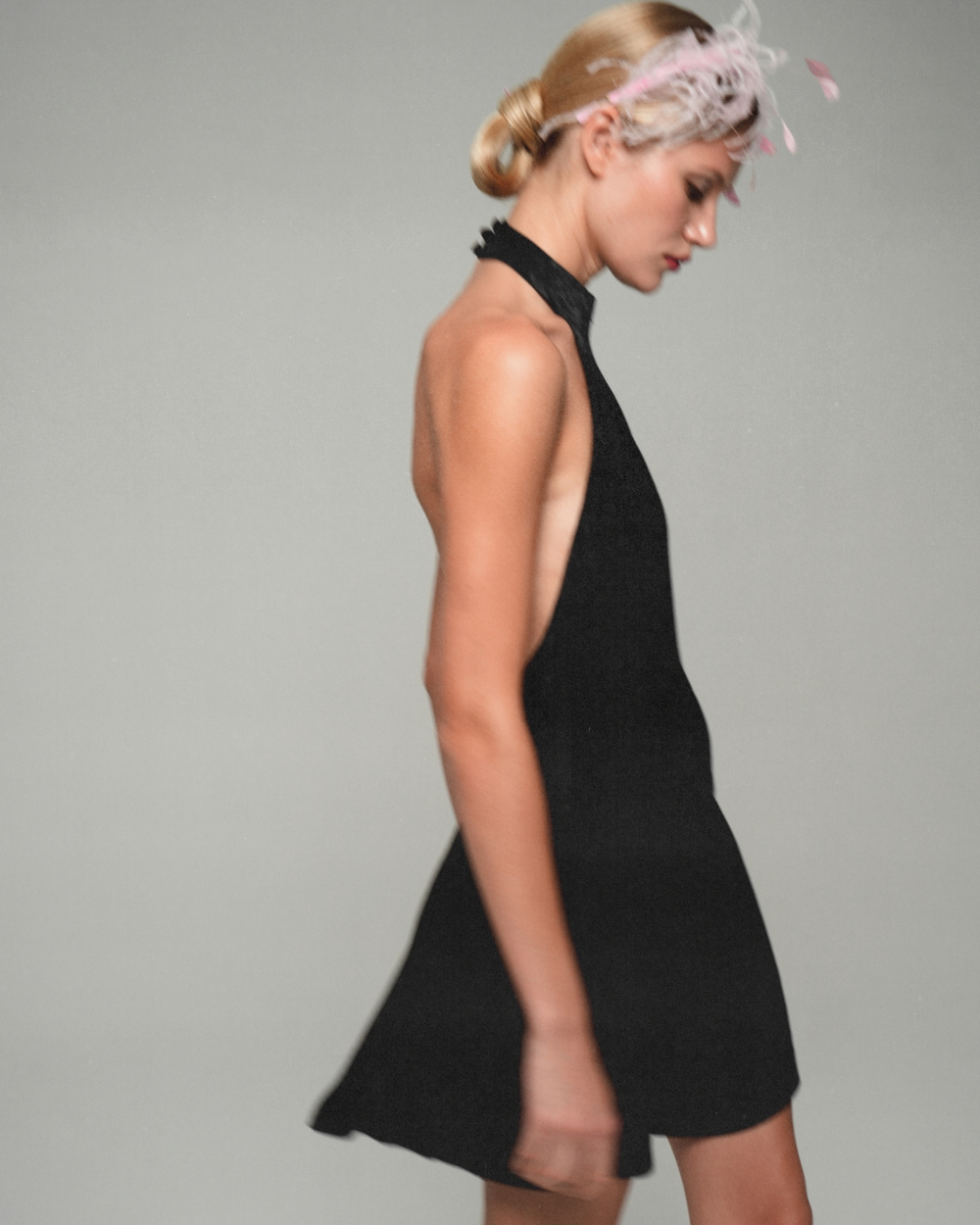 Ободок тонкий с перьями