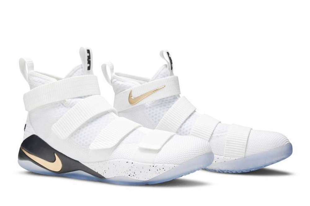 Кроссовки Nike Zoom Soldier 11 Lebron Court General 11