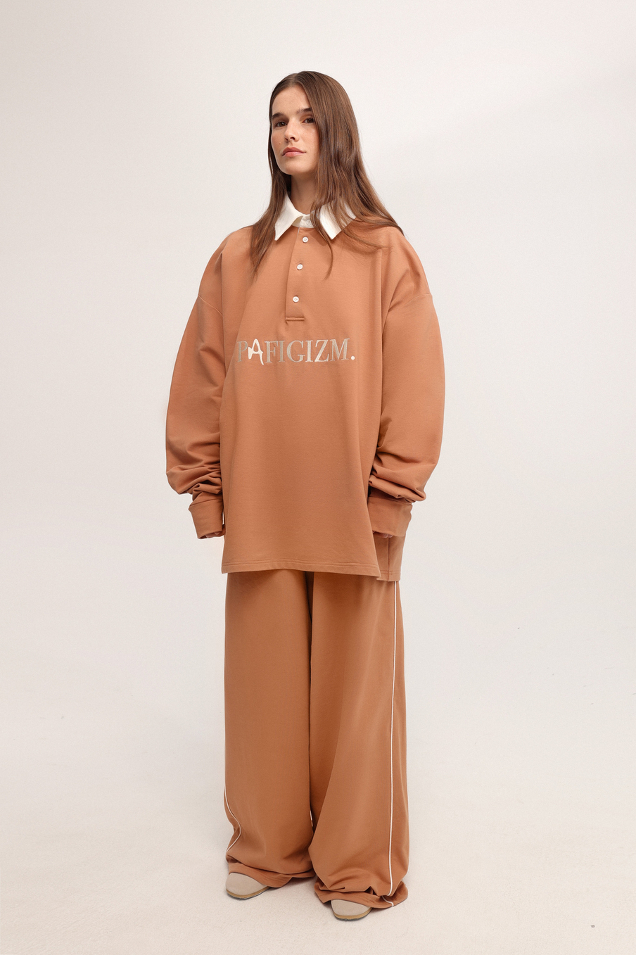 Джемпер поло с вышивкой