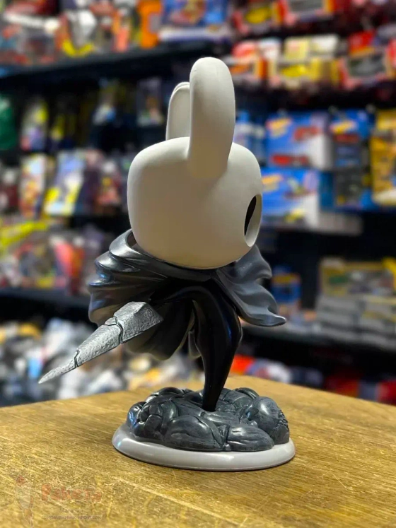Фигурка Hollow Knight Полый Рыцарь 17 см