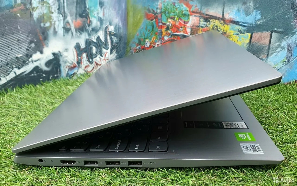 Игровой Lenovo i3-10/8 Gb/MX330 2Gb/FHD/SSD