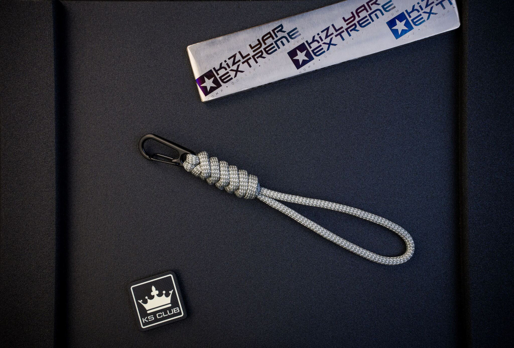 Темляк с карабином