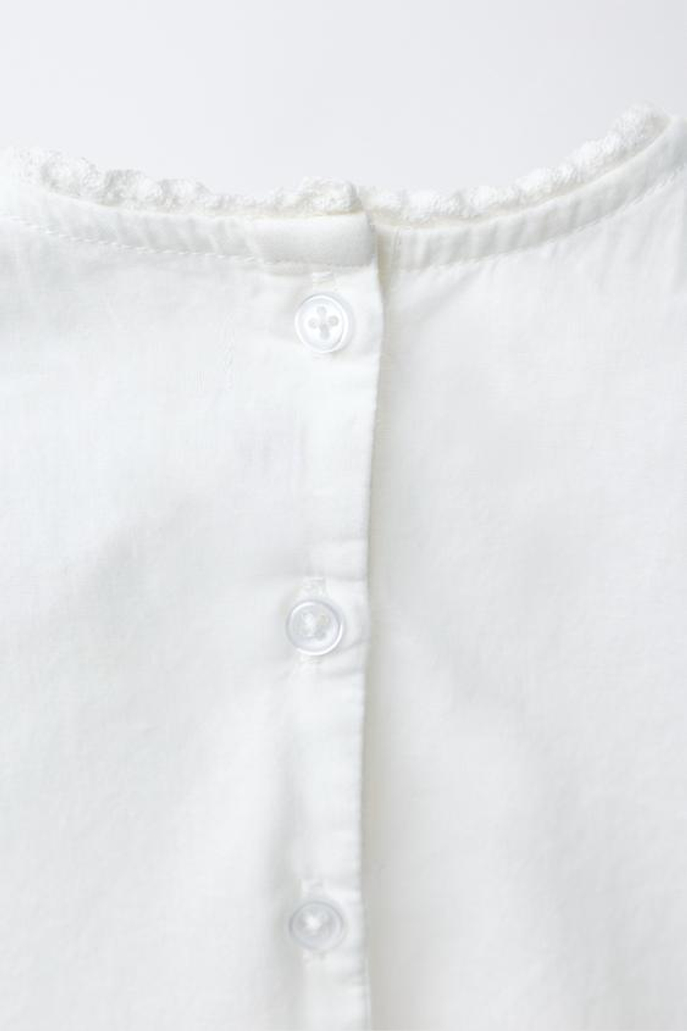 ZARA КОМБИНЕЗОН С ВЫШИВКОЙ, БЕЛЫЙ