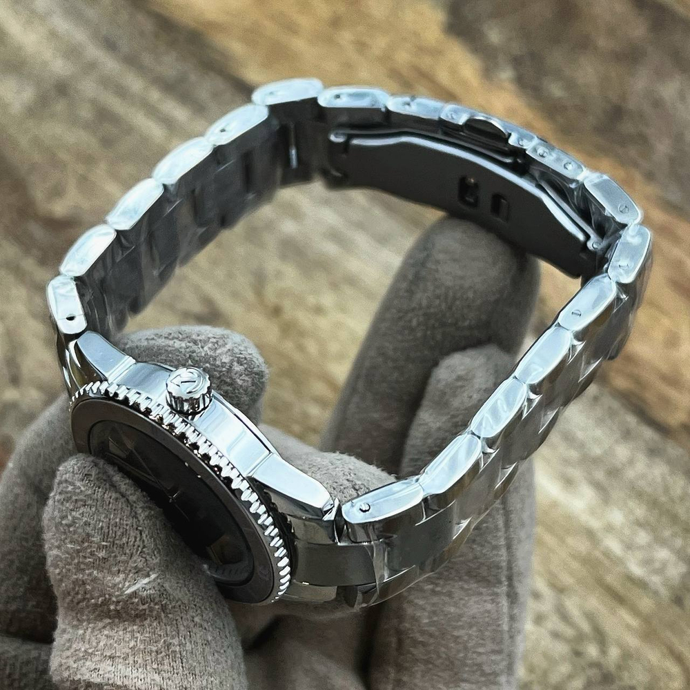 Часы Rado