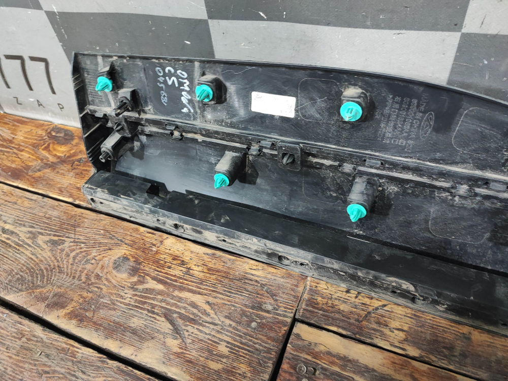 Накладка двери задней правой Omoda C5 22-нв Б/У Оригинал 609001056AA