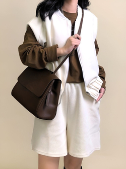 женская сумка на плечо из натуральной кожи