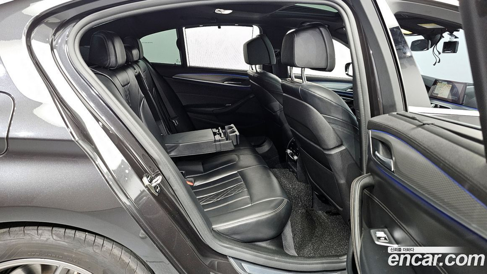 BMW 5 Series (G30) 520d M Sports Plus (08.2019)