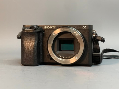 Sony A6400 24.525 кадров