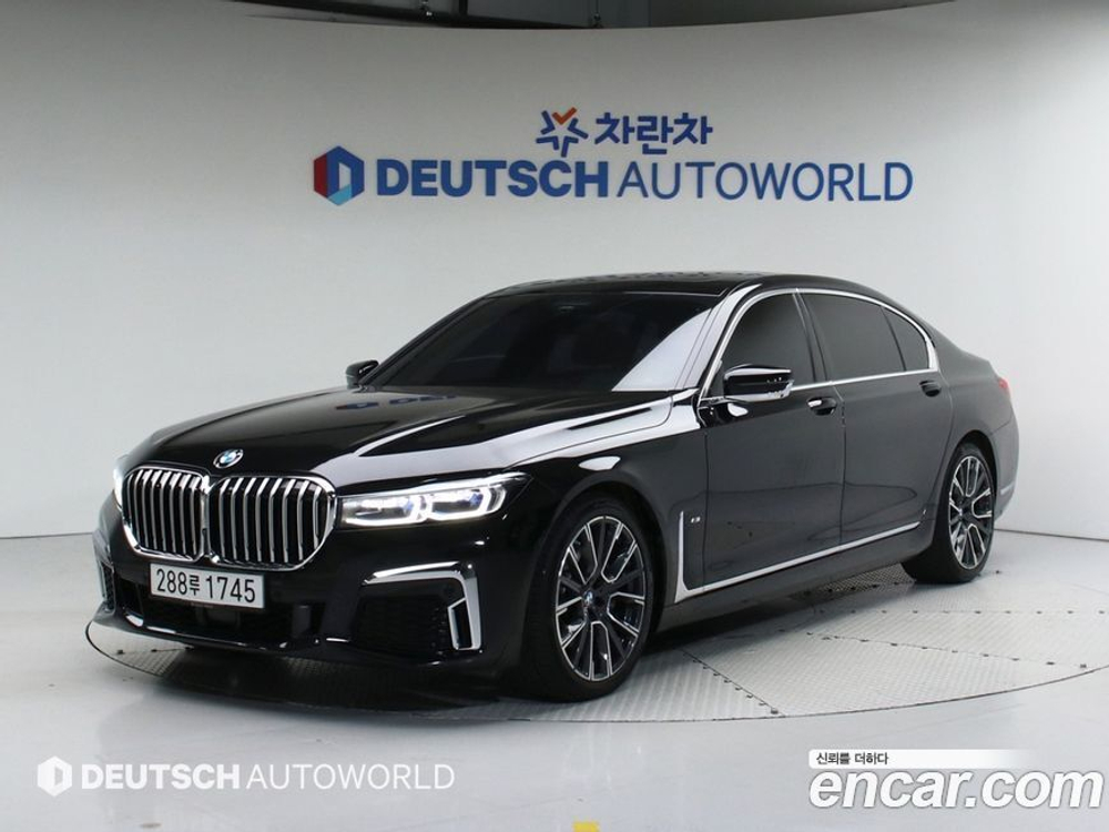 BMW 7 Series (G11) 740Li xDrive M Sports (04.2020)