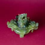 Каменная ваза-курильница