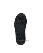 UGG STITCH SLIP on Black