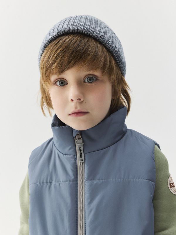 Жилет на молнии с капюшоном 