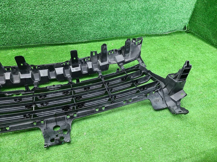 Решетка переднего бампера Porsche Cayenne 3 17-23