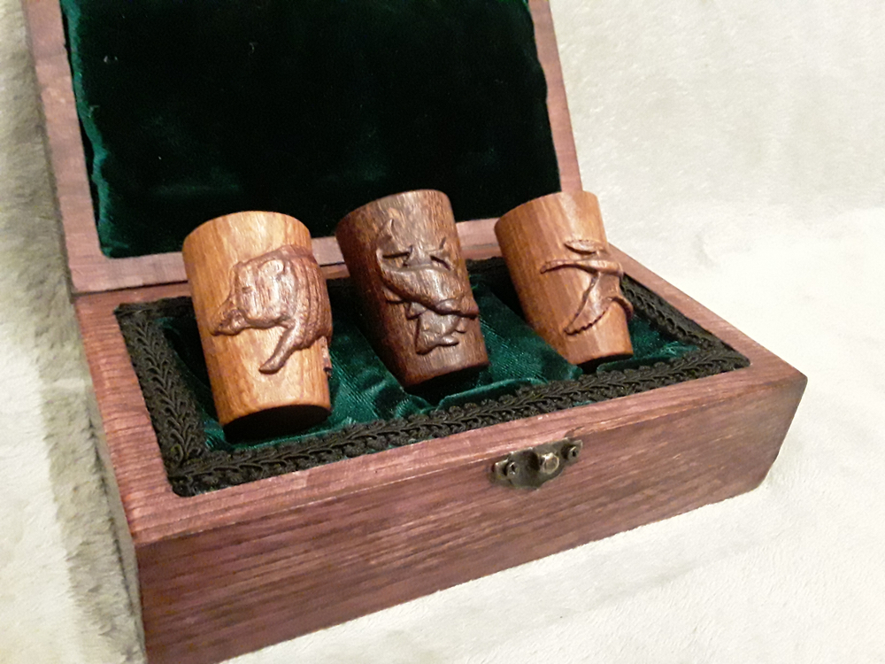 Набор деревянных рюмок