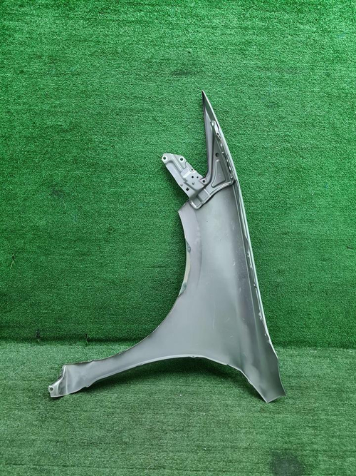 Крыло переднее правое Lexus ES 7 (2018-н.в.)