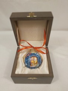 Шар новогодний с ручной росписью  Палех "Кошка на окошке"