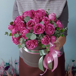 Букет цветов «Мисти баблс» в серой коробке