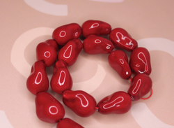 Бусина майорка красная 22х15 мм