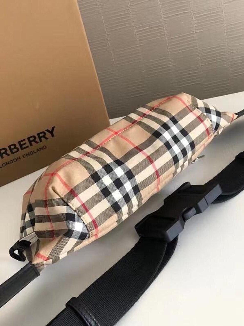 Сумка Burberry