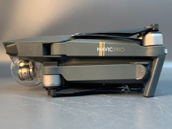 Квадрокоптер DJI Mavic Pro