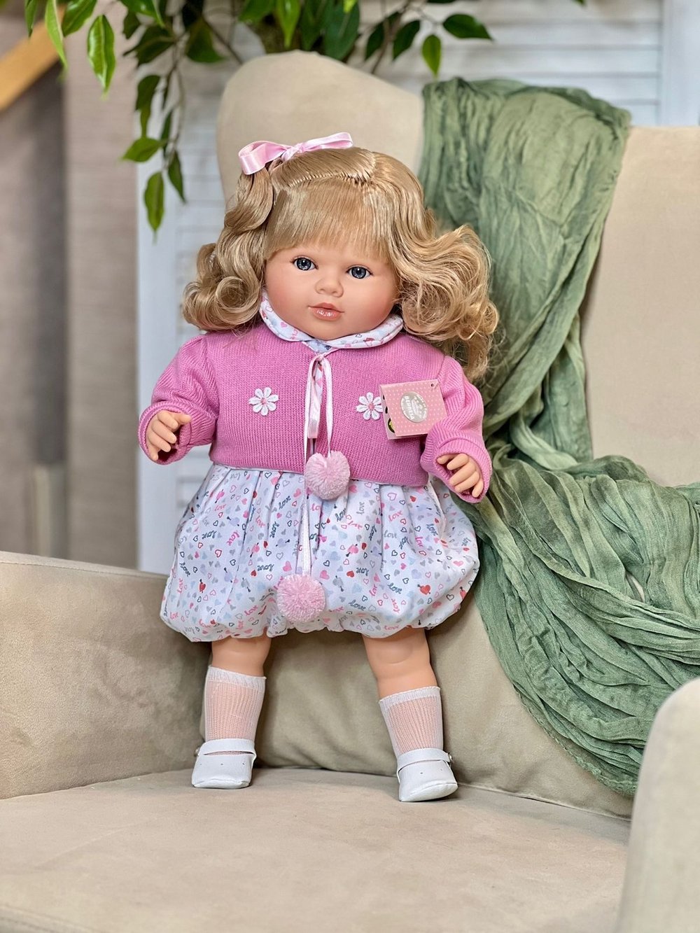 Кукла Berbesa мягконабивная 52см CARLAв пакете (7219K)