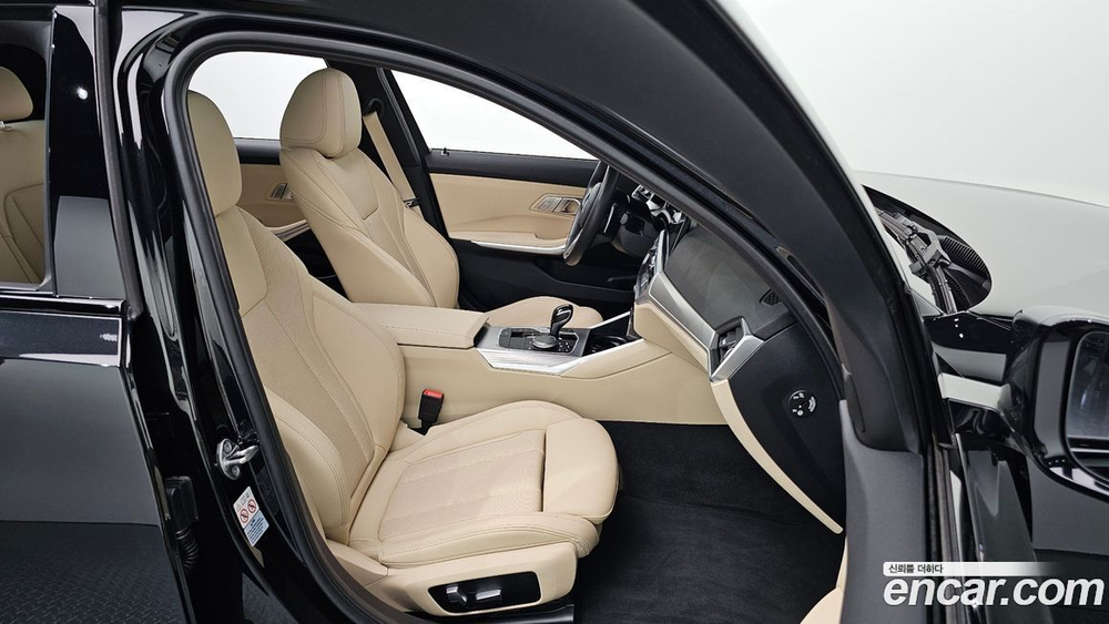 BMW 3 Series (G20) 320i M Sports (08.2022)