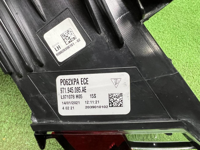 Фонарь левый внешний Porsche Panamera 2 970 20-23