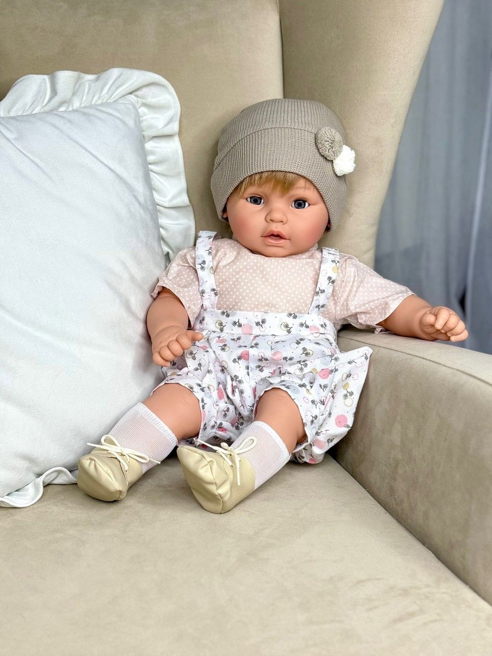 Кукла Berbesa мягконабивная 62см Dulzon (8055S)