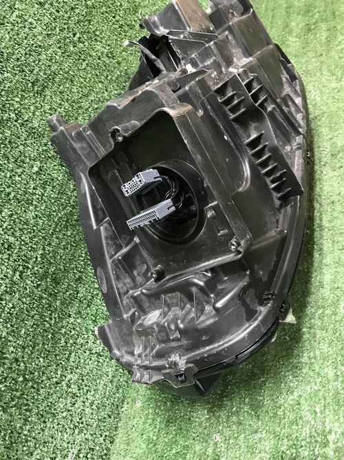 Битая Фара правая Volvo XC90 2 (2014-2019) LED