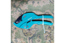 Автоматический труборез по пластиковым трубам KRAFTOOL Alligator-42 до 42 мм 23406-42_z01