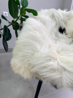 Шкура коврик меховой прикроватный овчина, 120х65 см.