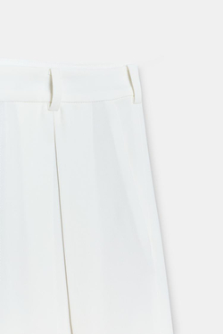 ZARA СВОБОДНЫЕ БРЮКИ С ЗАЩИПАМИ — ZW COLLECTION, ЖЕЛТОВАТО-БЕЛЫЙ
