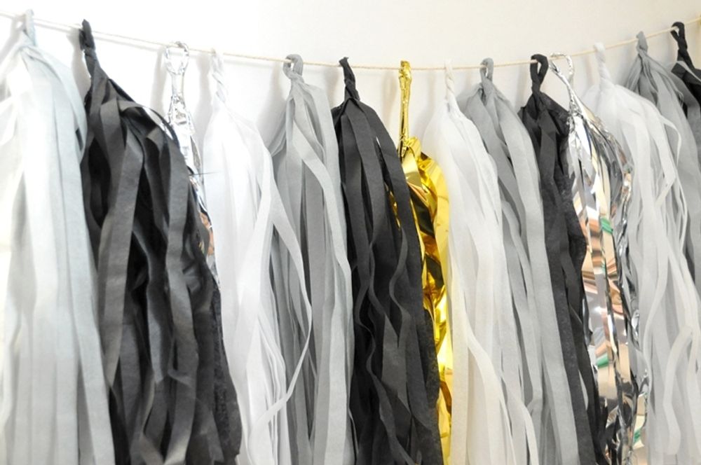 Гирлянда Тассел, Черный, 35*12 см, 12 листов.