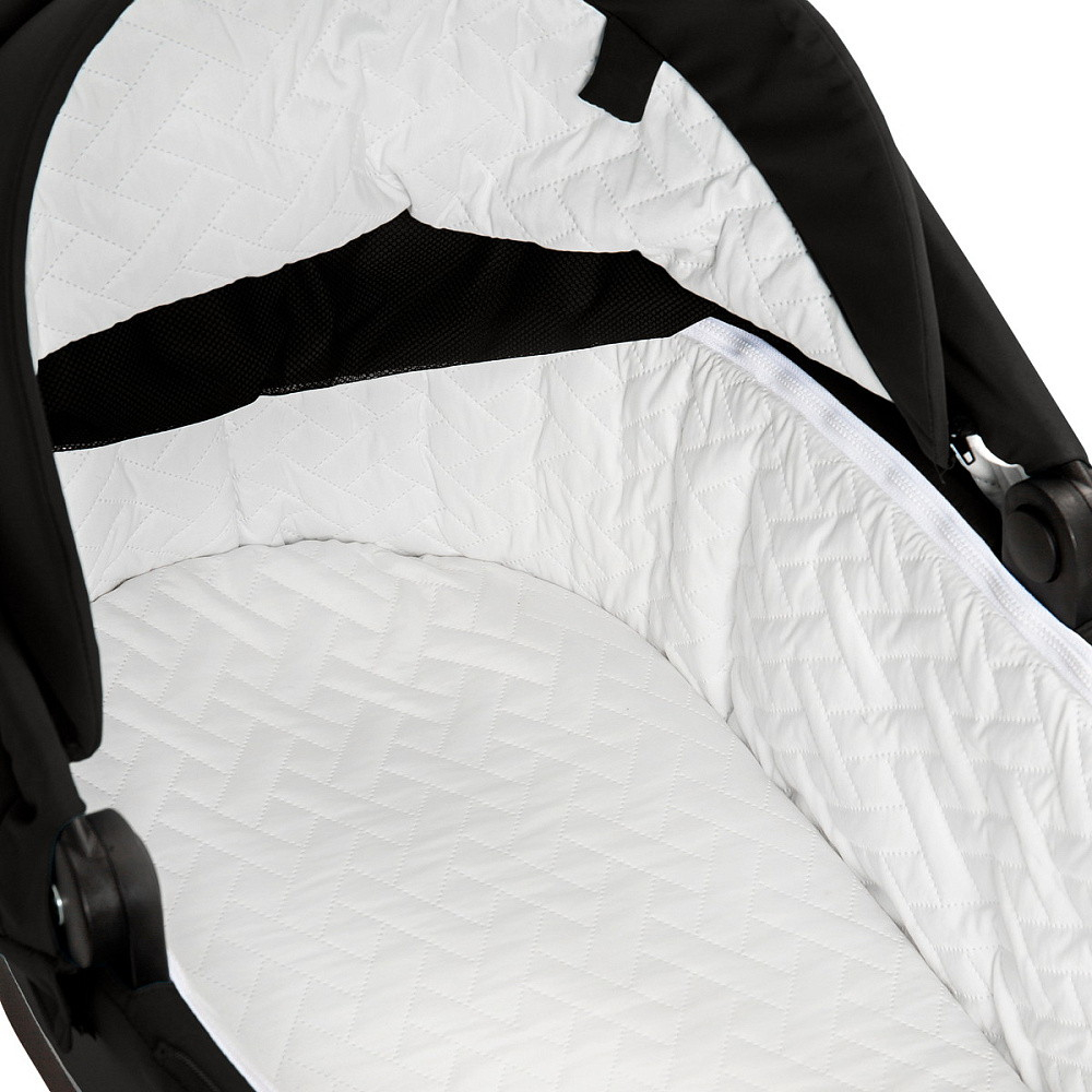 Коляска 4 в 1 Sweet Baby Cupola New + автокресло Elegante Plus с базой i-Size ISOFIX DK780 Moon Black
