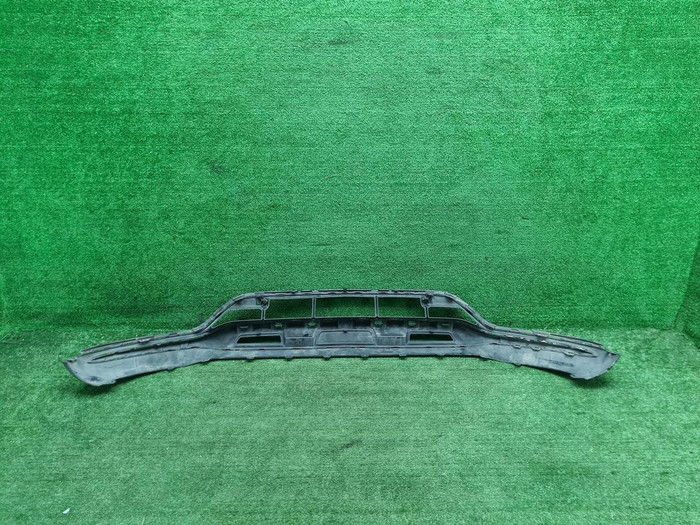 Юбка переднего бампера Mercedes GLC X253 19-22 AMG