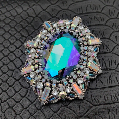 Мастер-класс по броши или кулону Отражение