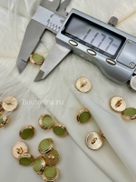 Пуговицы золотистые на ножке светло-зеленый камень луна