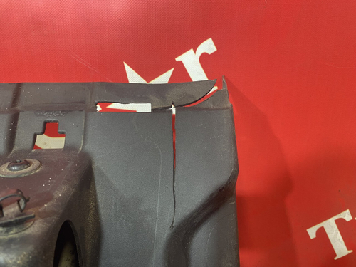 Крыло заднее передняя часть 2020г.