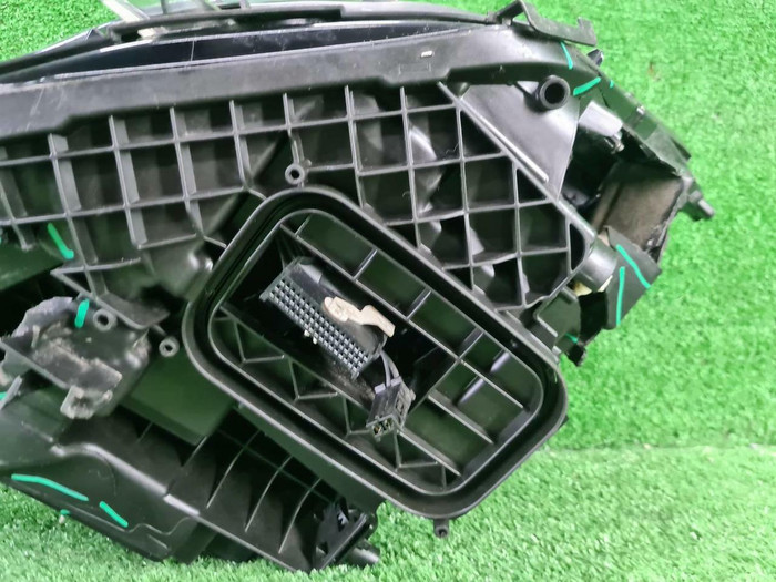 Битая Фара левая Mercedes GLA H247 (2020-2023) LED