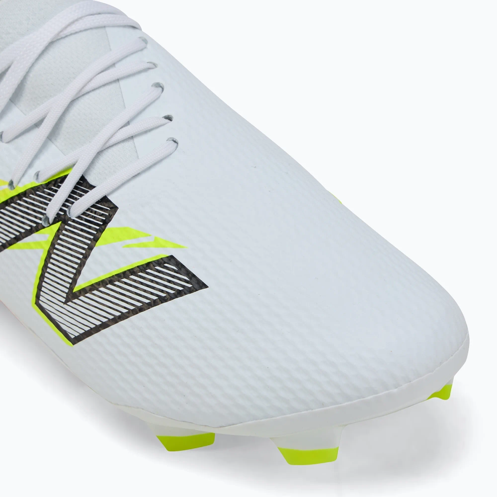 Футбольные бутсы New Balance Furon Team V8 FG white