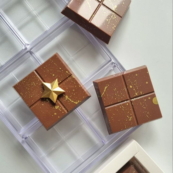 935 | Форма для шоколадных изделий (275*175 мм)