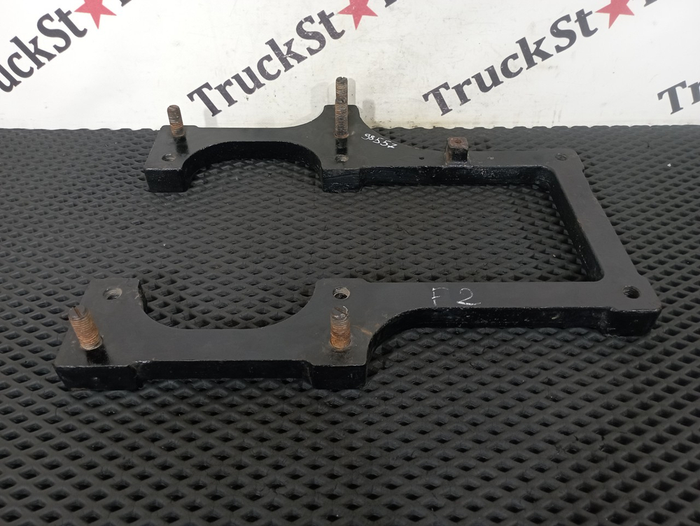 Кронштейн ящика АКБ 2023г.