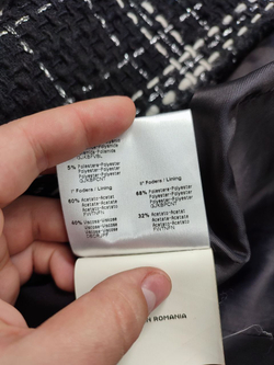 Пальто Roccobarocco на осень 46 размер