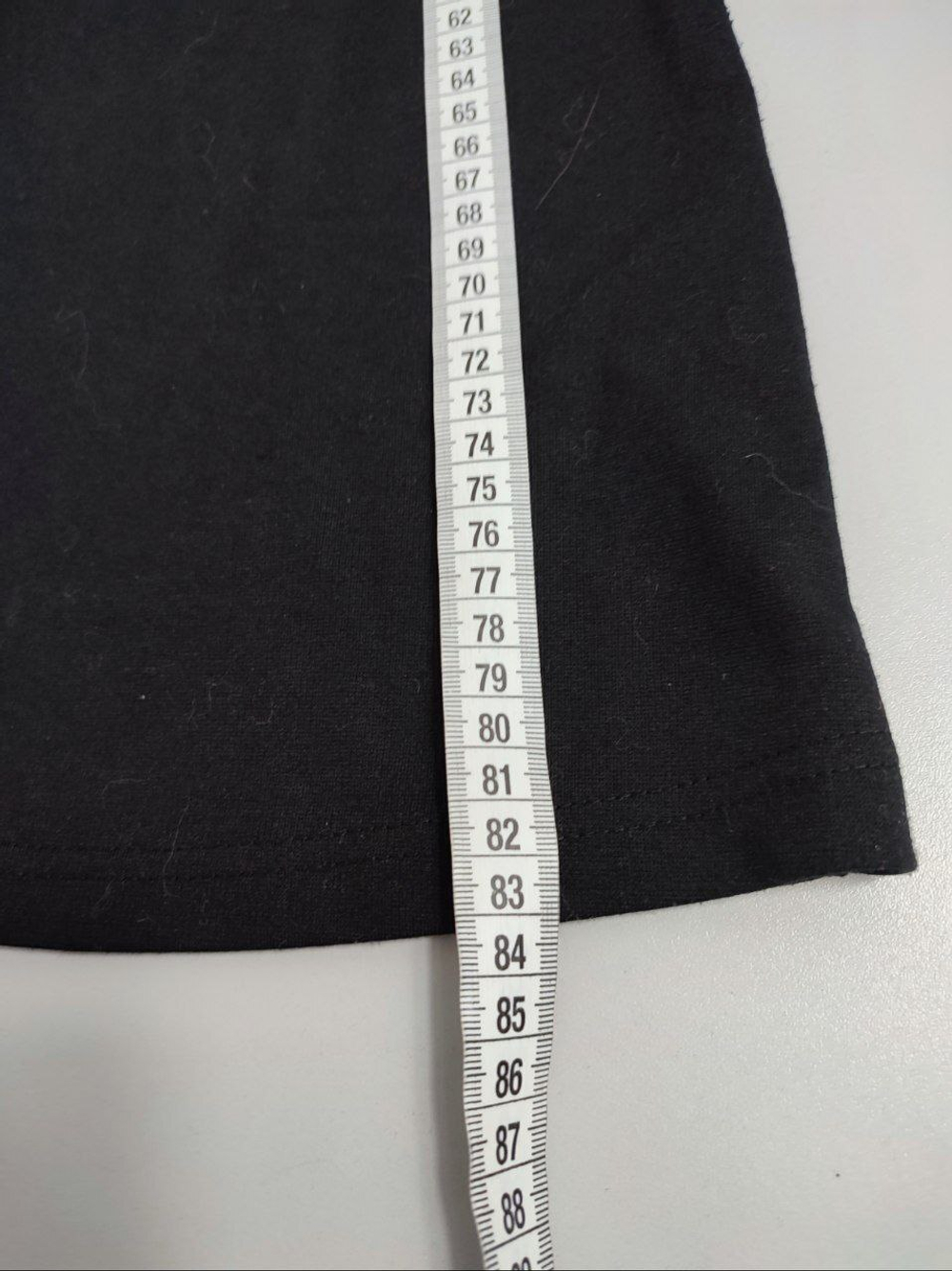 Платье Gloria Jeans серо-черное 44 размер