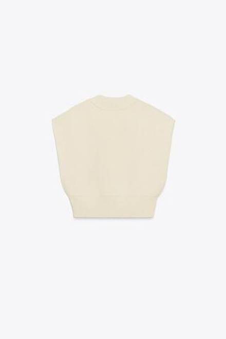 ZARA КОРОТКИЙ ОДНОТОННЫЙ ТРИКОТАЖНЫЙ ЖИЛЕТ, ЭКРЮ
