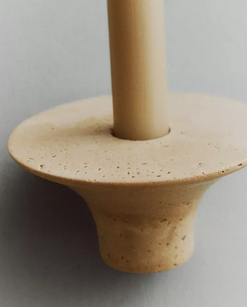 ZARA HOME КРУГЛЫЙ МРАМОРНЫЙ ПОДСВЕЧНИК, БЕЖЕВЫЙ