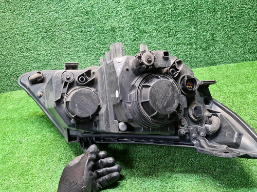 Фара левая KIA Sorento 2 XM (12-21) галоген