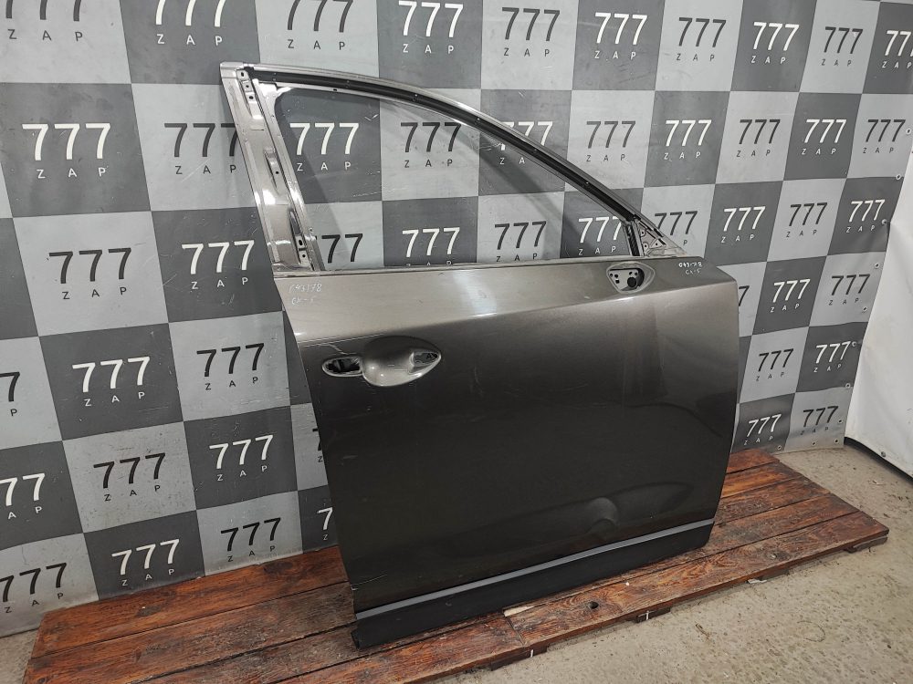 Дверь передняя правая Mazda CX-5 2 (KF) 17-нв Б/У Оригинал KBY05802XE