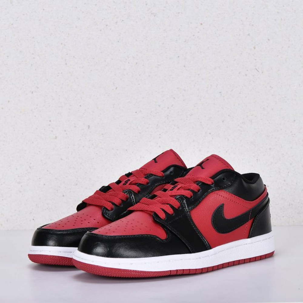 Кроссовки Nike Air Jordan 1 Low Red арт 5526-2